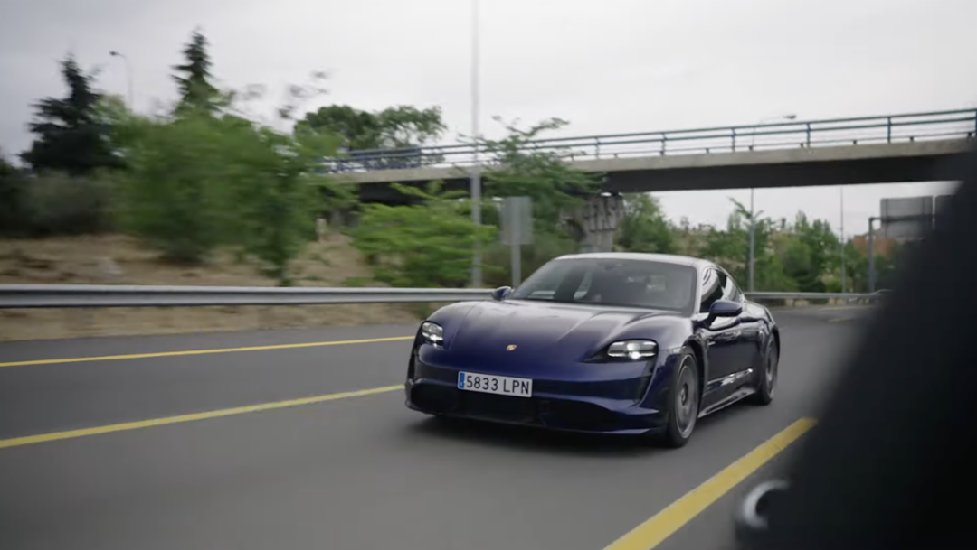 Ruta Madrid-Huelva con el Porsche Taycan Turbo