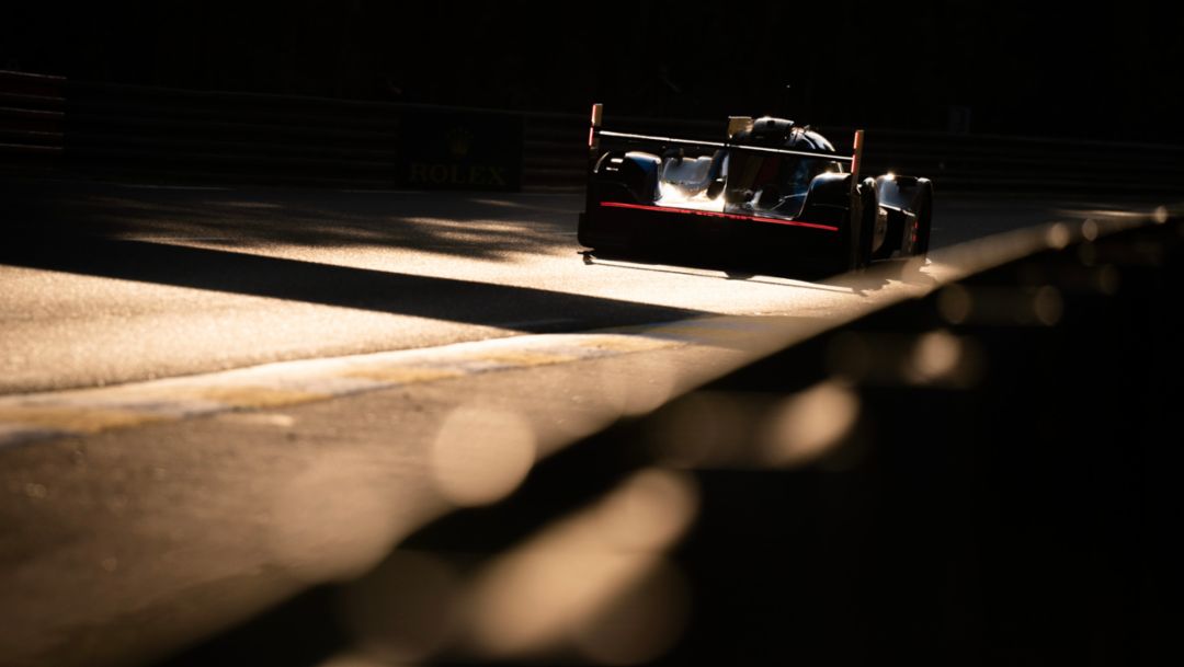 Porsche 963, Porsche Penske Motorsport (#5), Dane Cameron (USA), Michael Christensen (DK), Frederic Makowiecki (F), 24h Le Mans, Hyperpole, 2023, Porsche AG
