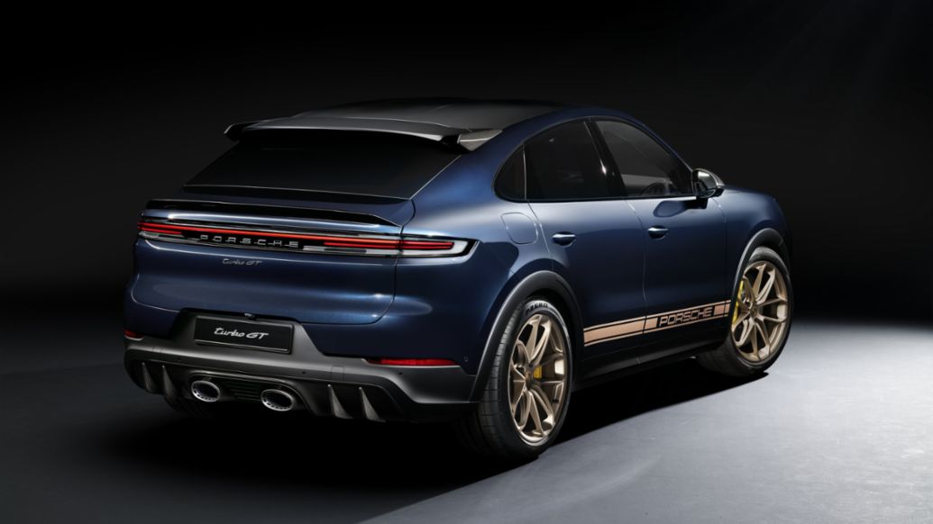 Cayenne_GT_Exterior_3_4