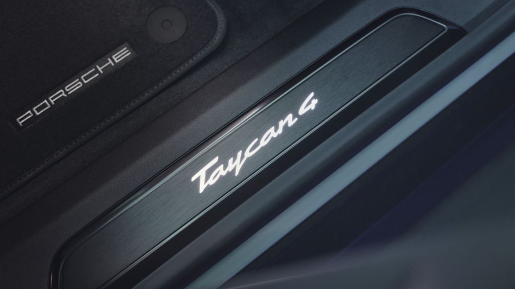 Taycan 4 