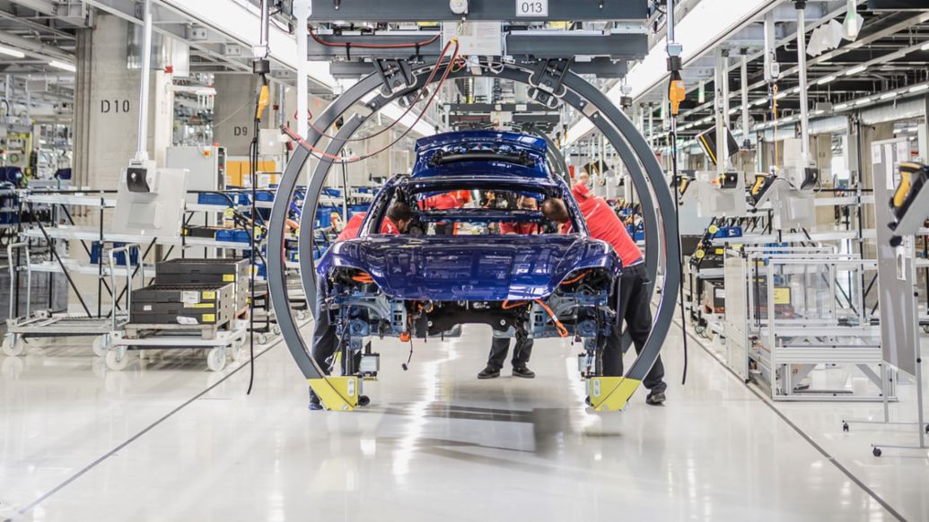 Taycan factory, Stuttgart-Zuffenhausen, 2019, Porsche AG