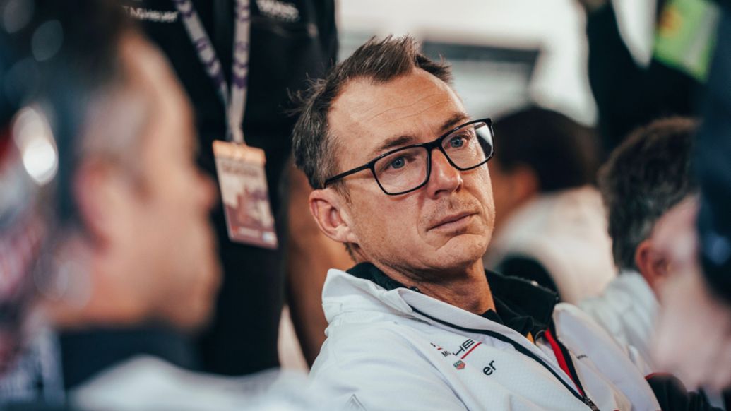 Amiel Lindesay, Head of Operations Formula E, 2020, Porsche AG