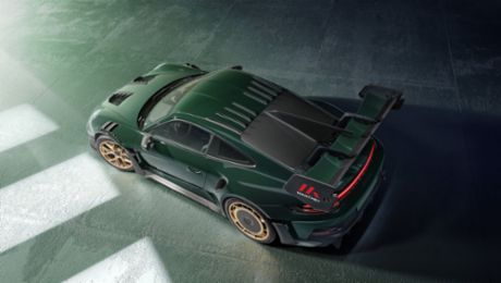 911 GT3 RS and 911 GT2 RS Manthey Kits Now Offered in U.S.