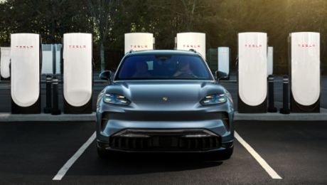 Porsche expands charging options with Plug & Charge for greater flexibility