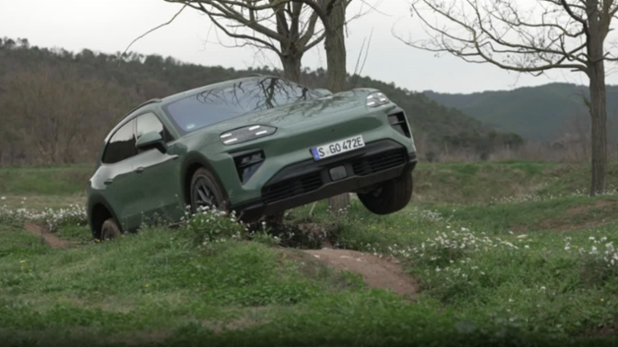 Cayenne Turbo Electric, S-GO 472E, Media Drive Barcelona