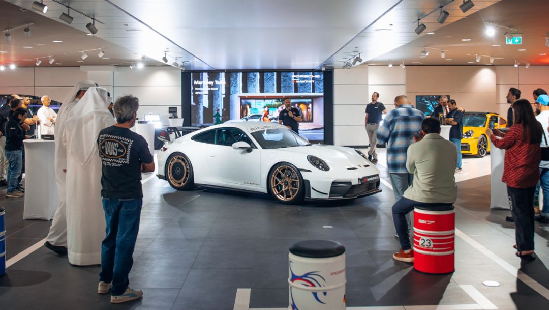Porsche Centre Kuwait showcases 911 GT3 Manthey kit at exclusive GT Night