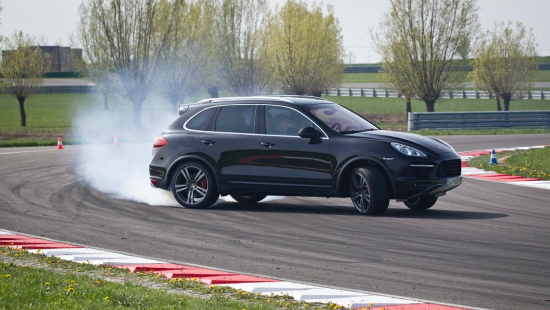  Segunda generación: cómo el Porsche Cayenne fue aún más deportivo