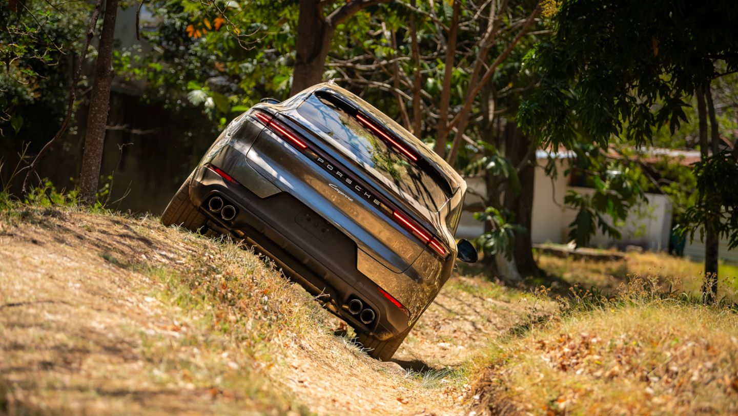 Garden Fest 2026: Porsche Costa Rica eleva la experiencia con una pista off-road exclusiva para el Cayenne