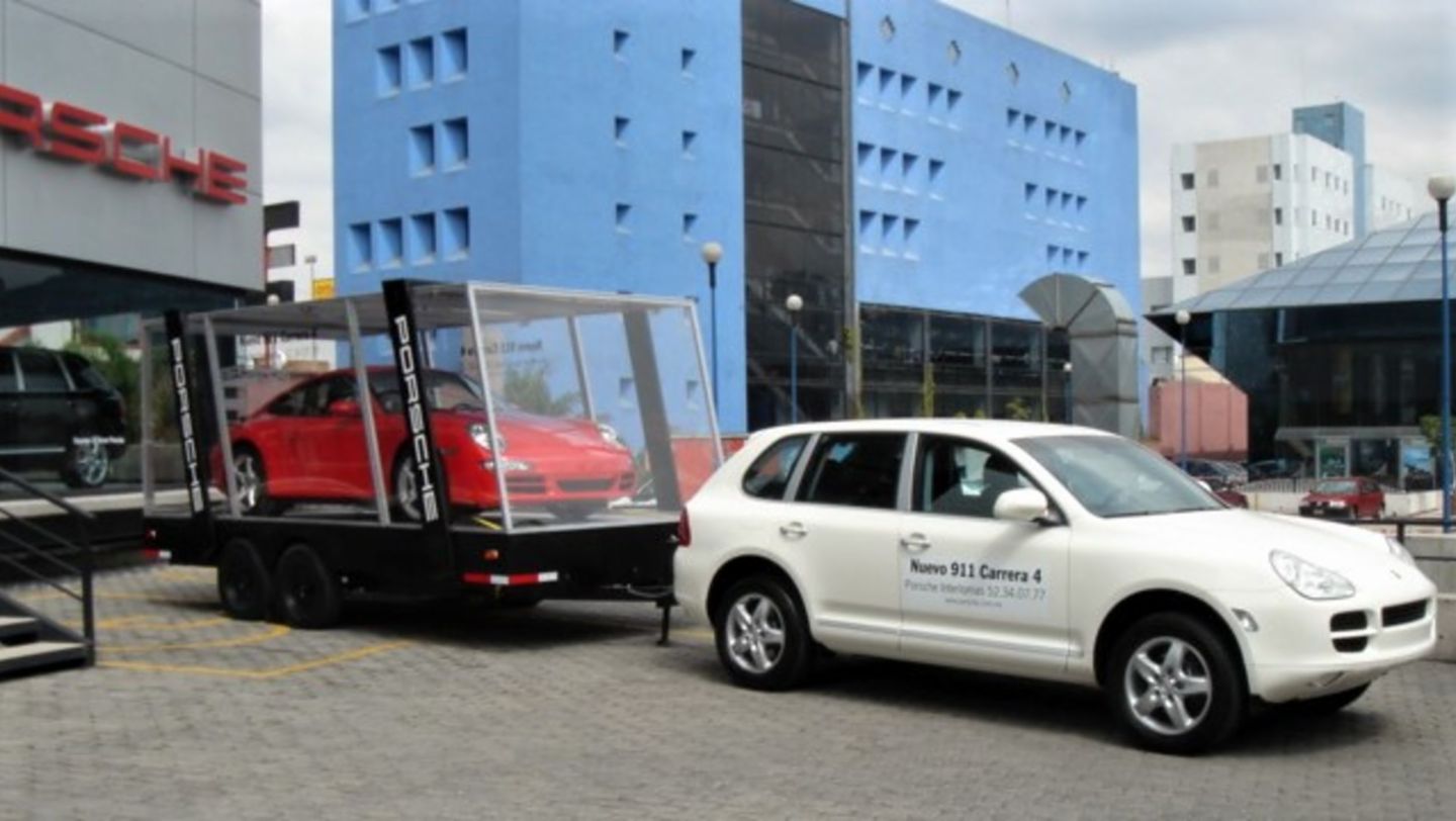 2004: Road Tour para la presentación del 911 4S