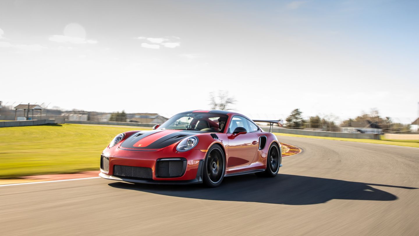 Porsche 911 GT2 RS sets production car lap record at Road America 