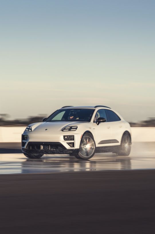 Porsche Experience Centers welcome the new Macan Electric to the track