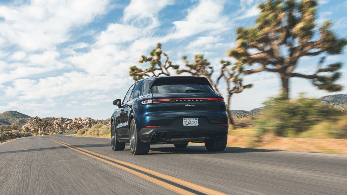 Cayenne E-Hybrid - Algarve Blue Metallic