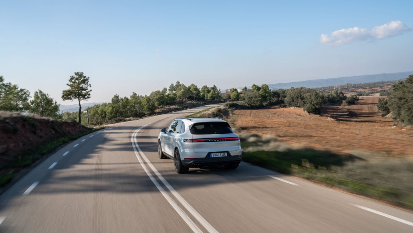Cayenne S E-Hybrid - Carrara White Metallic