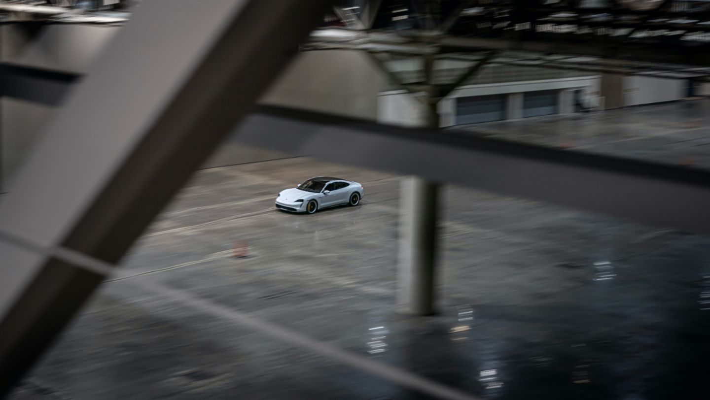 Taycan Turbo S, 2021, Porsche AG
