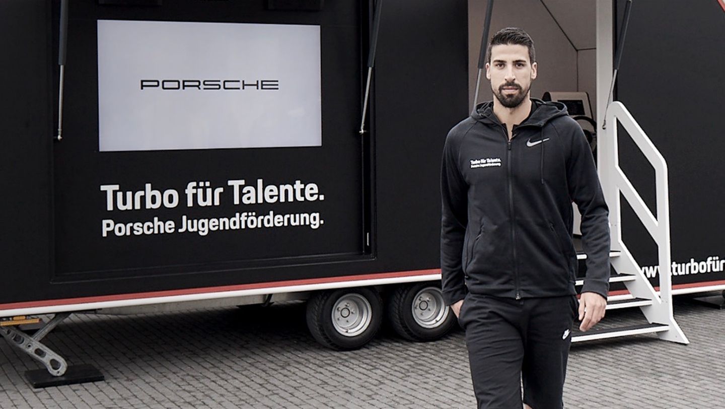 Sami Khedira, 2021, Porsche AG