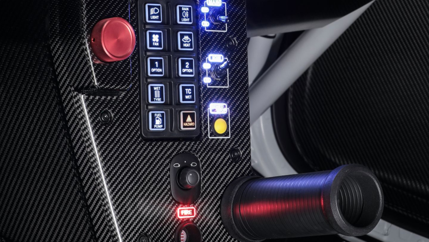 911 GT3 R, Generation 992, 2022, Porsche AG