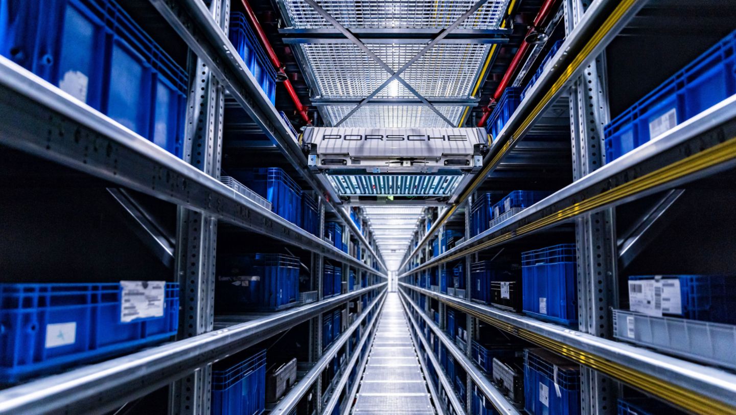 Logistik, Porsche Werk Leipzig, 2024, Porsche AG