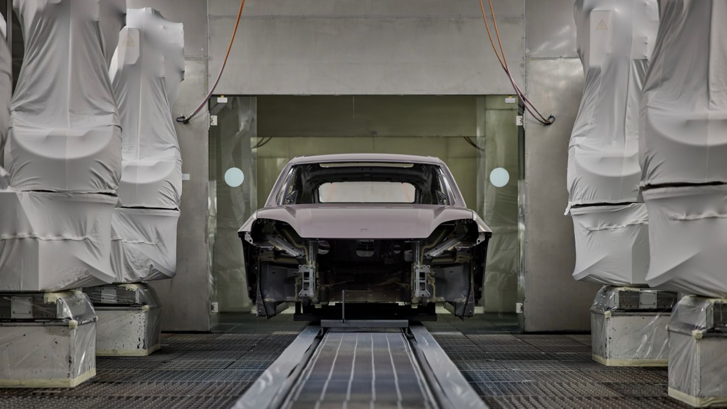 Lackierei, Porsche Werk Leipzig, 2024, Porsche AG