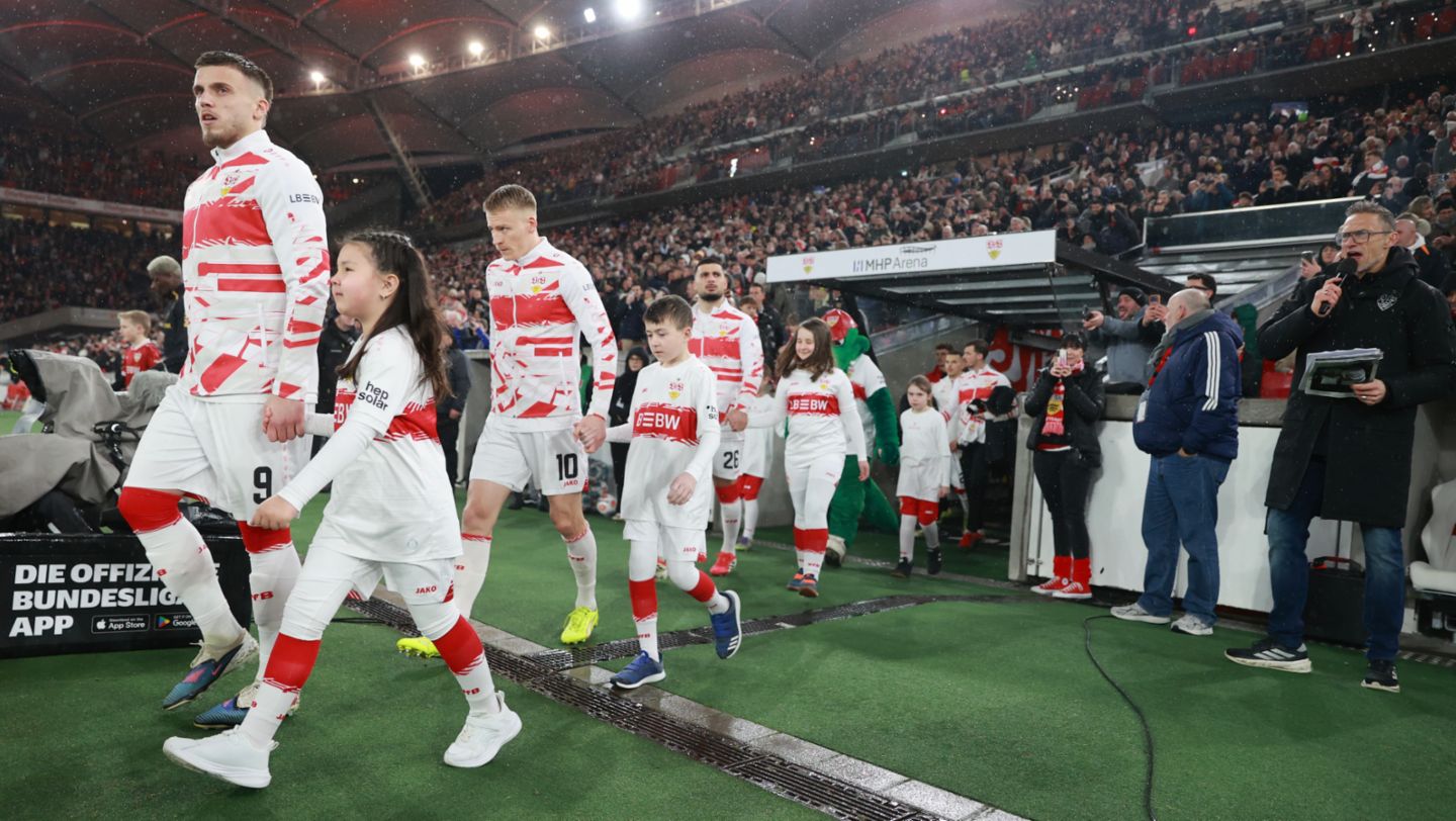 Einlaufeskorte beim VfB Stuttgart, MHP-Arena, Stuttgart, 2026, Porsche AG