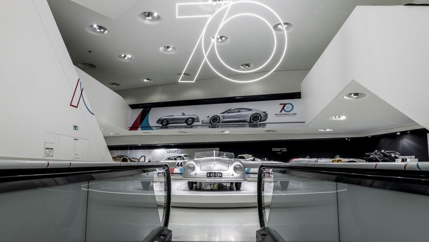 Porsche 356, Sonderausstellung „70 Jahre Porsche Sportwagen“, Porsche Museum, 2018, Porsche AG